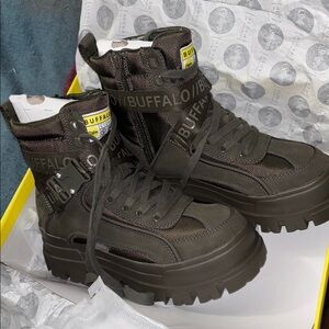 Buffalo Aspha Com1 Laceup MID (Vegan)